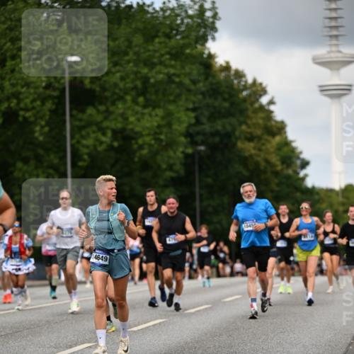 29.06.2025 - hella hamburg halbmarathon Dr. Thomas Lammeyer http://msf.ph/oto/8508418 29.06.2025 10:29:40 Kennedybrücke 1352, 1627, 2000, 3053, 3099, 3113, 3132, 3920, 4008, 4010, 4111, 4444, 4797, 5814, 6261, 7778, 8083, 8276, 8962, 9927, 11157 meine-sportfotos.de