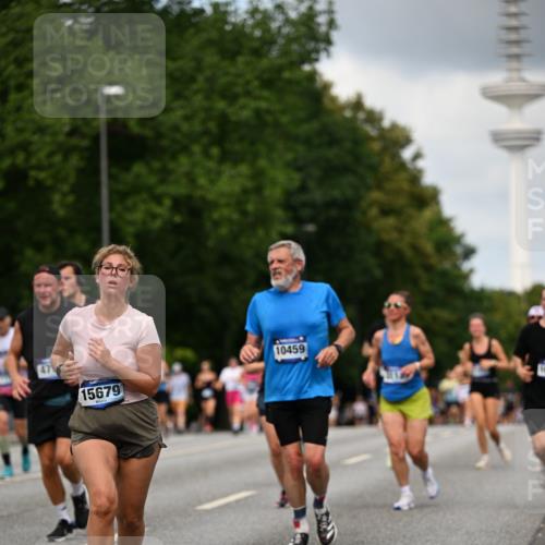 29.06.2025 - hella hamburg halbmarathon Dr. Thomas Lammeyer http://msf.ph/oto/8508463 29.06.2025 10:29:43 Kennedybrücke 1627, 2000, 3053, 3099, 3113, 3132, 3920, 4008, 4010, 4111, 4444, 4797, 5814, 7778, 8083, 8276, 8962, 9927, 11157 meine-sportfotos.de