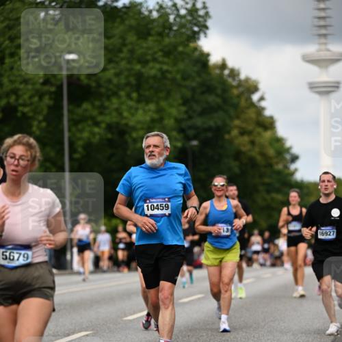 29.06.2025 - hella hamburg halbmarathon Dr. Thomas Lammeyer http://msf.ph/oto/8508477 29.06.2025 10:29:44 Kennedybrücke 1627, 1740, 2000, 3053, 3099, 3113, 3132, 3920, 4008, 4010, 4111, 4444, 4797, 5814, 7778, 8083, 8276, 8962, 9927, 11157, 11400 meine-sportfotos.de