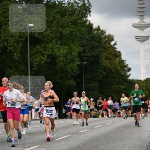 29.06.2025 - hella hamburg halbmarathon Dr. Thomas Lammeyer http://msf.ph/oto/8508664 29.06.2025 10:29:59 Kennedybrücke 1093, 1305, 1627, 1740, 2000, 2278, 3053, 3099, 3113, 3920, 3961, 3963, 4444, 5814, 6663, 6869, 7778, 8357, 11157, 11400 meine-sportfotos.de