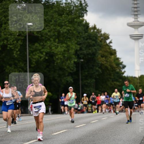 29.06.2025 - hella hamburg halbmarathon Dr. Thomas Lammeyer http://msf.ph/oto/8508679 29.06.2025 10:30:00 Kennedybrücke 1093, 1305, 1627, 1740, 2000, 2278, 3053, 3099, 3113, 3920, 3961, 3963, 4444, 5814, 6663, 6869, 7778, 8357, 9186, 11157, 11400 meine-sportfotos.de