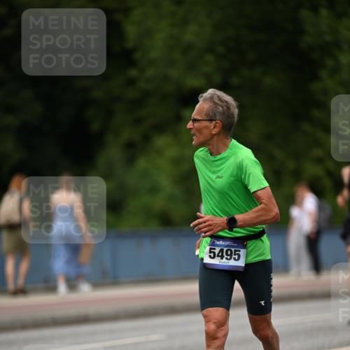 29.06.2025 - hella hamburg halbmarathon Dr. Thomas Lammeyer http://msf.ph/oto/8509348 29.06.2025 10:31:42 Kennedybrücke 1793, 2045, 2080, 2643, 4507, 4509, 5177, 5369, 5495, 5825, 6214, 7234, 7314, 7944, 7978, 8085, 8215, 9567, 10205 meine-sportfotos.de