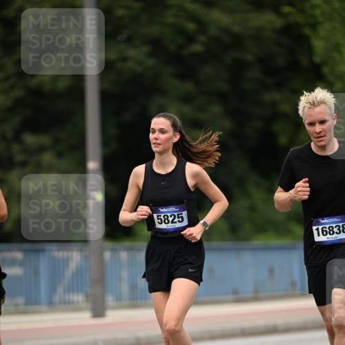 29.06.2025 - hella hamburg halbmarathon Dr. Thomas Lammeyer http://msf.ph/oto/8509443 29.06.2025 10:31:52 Kennedybrücke 1148, 1530, 1793, 2080, 2643, 4372, 5369, 5495, 5825, 5903, 7234, 7314, 7944, 7978, 8085, 8215, 8327, 9567 meine-sportfotos.de
