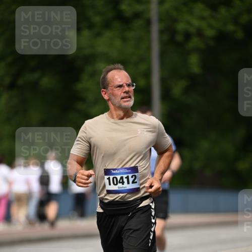 29.06.2025 - hella hamburg halbmarathon Dr. Thomas Lammeyer http://msf.ph/oto/8509775 29.06.2025 10:32:29 Kennedybrücke 4834, 5285, 5604, 5707, 5939, 6102, 6259, 6345, 7497, 7667, 7764, 7980, 9642, 9716, 9855, 10412, 10413 meine-sportfotos.de