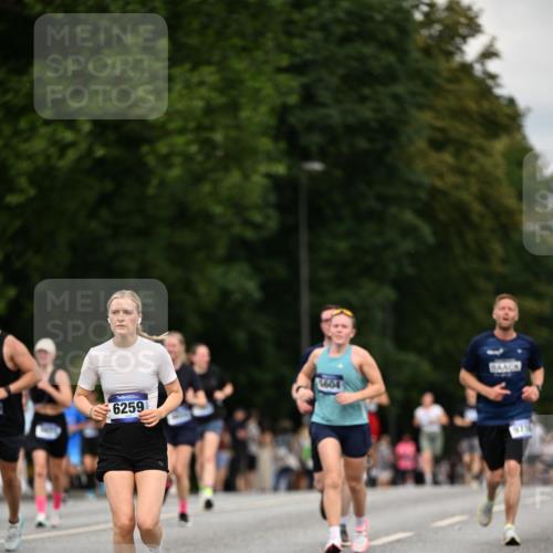 29.06.2025 - hella hamburg halbmarathon Dr. Thomas Lammeyer http://msf.ph/oto/8509849 29.06.2025 10:32:38 Kennedybrücke 2688, 4834, 5604, 5939, 6102, 6259, 6345, 7169, 7497, 7667, 9642, 9653, 9654, 9716, 10412, 10413 meine-sportfotos.de