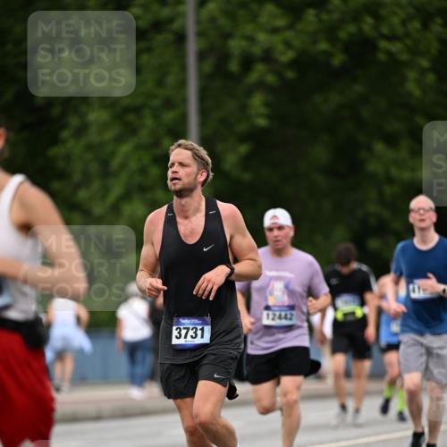 29.06.2025 - hella hamburg halbmarathon Dr. Thomas Lammeyer http://msf.ph/oto/8510016 29.06.2025 10:32:54 Kennedybrücke 2688, 3731, 4161, 4834, 5604, 5718, 6259, 6345, 7169, 8056, 9642, 9653, 9654, 9716, 10434, 10808 meine-sportfotos.de