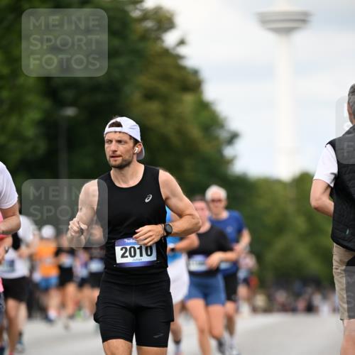 29.06.2025 - hella hamburg halbmarathon Dr. Thomas Lammeyer http://msf.ph/oto/8510183 29.06.2025 10:33:17 Kennedybrücke 1518, 1557, 2010, 3179, 3445, 3717, 4349, 4362, 4373, 4395, 5167, 5847, 6285, 6632, 7832, 9714, 10198, 11249, 11269 meine-sportfotos.de