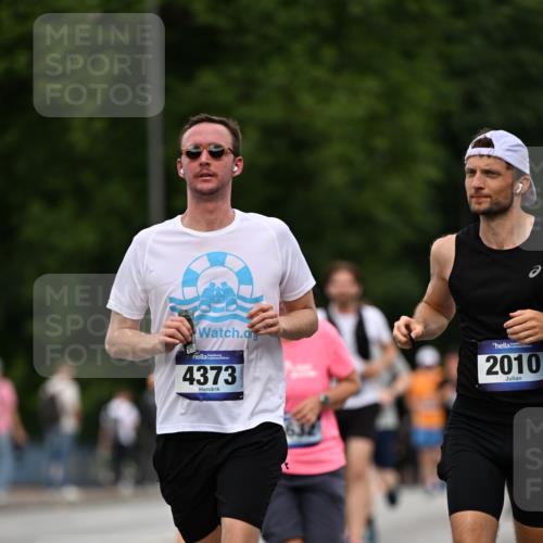 29.06.2025 - hella hamburg halbmarathon Dr. Thomas Lammeyer http://msf.ph/oto/8510186 29.06.2025 10:33:18 Kennedybrücke 1518, 1557, 2010, 3179, 3445, 3717, 4349, 4362, 4373, 4395, 5167, 5847, 6285, 6632, 7832, 9714, 10198, 11249, 11269 meine-sportfotos.de