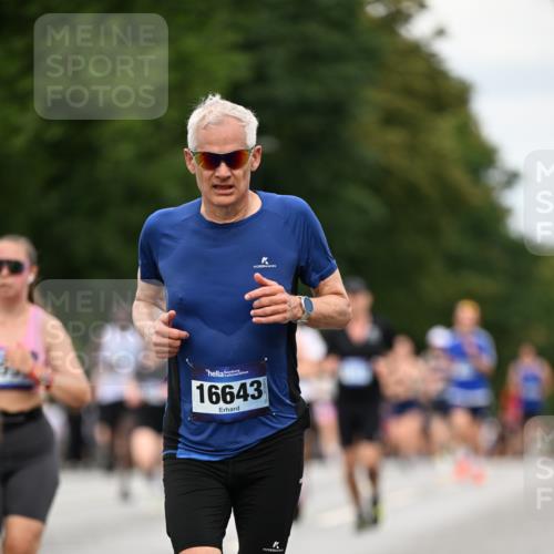 29.06.2025 - hella hamburg halbmarathon Dr. Thomas Lammeyer http://msf.ph/oto/8510261 29.06.2025 10:33:24 Kennedybrücke 1518, 1557, 2010, 3179, 3311, 3445, 3717, 4349, 4362, 4373, 4395, 5167, 5847, 6285, 6632, 7832, 8560, 9714, 10198, 11249, 11269 meine-sportfotos.de
