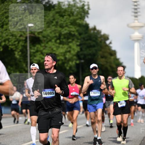 29.06.2025 - hella hamburg halbmarathon Dr. Thomas Lammeyer http://msf.ph/oto/8510496 29.06.2025 09:59:33 Kennedybrücke 1143, 1151, 1200, 1216, 1461, 1507, 1630, 1689, 1706, 2260, 3060, 3399, 3654, 3692, 3945, 4033, 4088, 4127, 4324, 4345, 4346, 4601, 4938, 5421, 5708, 6009, 6134, 6481, 6994, 7056, 7100, 7224, 7269, 7312, 7332, 7367, 7657, 8139, 8205, 8216, 8234, 8390, 8668, 8821, 8899, 8955, 8977, 9491, 9551, 9934, 10263, 10596, 10811, 11009, 11356 meine-sportfotos.de