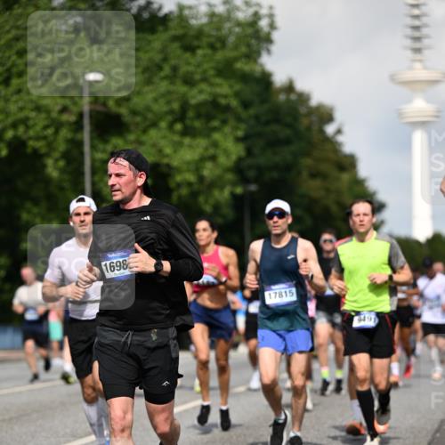 29.06.2025 - hella hamburg halbmarathon Dr. Thomas Lammeyer http://msf.ph/oto/8510498 29.06.2025 09:59:33 Kennedybrücke 1143, 1151, 1200, 1216, 1461, 1507, 1630, 1689, 1706, 2260, 3060, 3399, 3654, 3692, 3945, 4033, 4088, 4127, 4324, 4345, 4346, 4601, 4938, 5421, 5708, 6009, 6134, 6481, 6994, 7056, 7100, 7224, 7269, 7312, 7332, 7367, 7657, 8139, 8205, 8216, 8234, 8390, 8668, 8821, 8899, 8955, 8977, 9491, 9551, 9934, 10263, 10596, 10811, 11009, 11356 meine-sportfotos.de