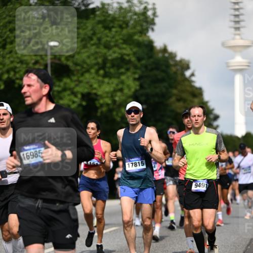 29.06.2025 - hella hamburg halbmarathon Dr. Thomas Lammeyer http://msf.ph/oto/8510502 29.06.2025 09:59:34 Kennedybrücke 1143, 1151, 1216, 1461, 1507, 1630, 1689, 1706, 2260, 2884, 3060, 3399, 3654, 3692, 3945, 4033, 4088, 4127, 4324, 4345, 4346, 4601, 4938, 5116, 5708, 6009, 6134, 6481, 6994, 7056, 7100, 7224, 7269, 7332, 7367, 7657, 8205, 8234, 8390, 8668, 8821, 8899, 8977, 9074, 9491, 9551, 9934, 10596, 10603, 10811, 11009, 11356 meine-sportfotos.de