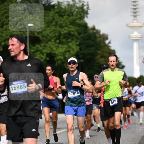 29.06.2025 - hella hamburg halbmarathon Dr. Thomas Lammeyer http://msf.ph/oto/8510503 29.06.2025 09:59:34 Kennedybrücke 1143, 1151, 1216, 1461, 1507, 1630, 1689, 1706, 2260, 2884, 3060, 3399, 3654, 3692, 3945, 4033, 4088, 4127, 4324, 4345, 4346, 4601, 4938, 5116, 5708, 6009, 6134, 6481, 6994, 7056, 7100, 7224, 7269, 7332, 7367, 7657, 8205, 8234, 8390, 8668, 8821, 8899, 8977, 9074, 9491, 9551, 9934, 10596, 10603, 10811, 11009, 11356 meine-sportfotos.de