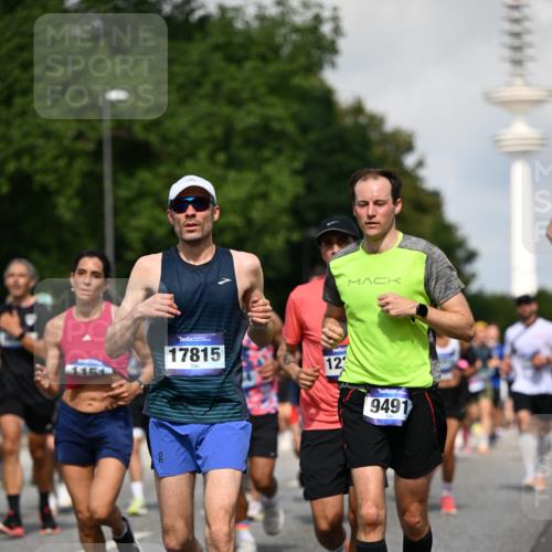 29.06.2025 - hella hamburg halbmarathon Dr. Thomas Lammeyer http://msf.ph/oto/8510511 29.06.2025 09:59:35 Kennedybrücke 1143, 1151, 1216, 1257, 1461, 1507, 1630, 1689, 1706, 2250, 2260, 2884, 3060, 3399, 3654, 3692, 3945, 4033, 4088, 4127, 4324, 4346, 4557, 4601, 4938, 5116, 5708, 6009, 6134, 6168, 6481, 6994, 7056, 7100, 7224, 7269, 7332, 7367, 7657, 8234, 8390, 8668, 8821, 8899, 8977, 9074, 9491, 9551, 9934, 10596, 10603, 10811, 11009, 11356 meine-sportfotos.de
