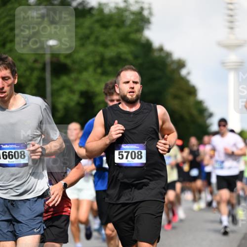 29.06.2025 - hella hamburg halbmarathon Dr. Thomas Lammeyer http://msf.ph/oto/8510580 29.06.2025 09:59:46 Kennedybrücke 1061, 1143, 1151, 1216, 1257, 1267, 1452, 1461, 1507, 1592, 1689, 1976, 2250, 2260, 2504, 2818, 2884, 3060, 3399, 3543, 3654, 3945, 4033, 4127, 4346, 4557, 4938, 5116, 5708, 6115, 6134, 6168, 6481, 6994, 7100, 7224, 7269, 7332, 7657, 8273, 8390, 8668, 8821, 8989, 9074, 9491, 9551, 9934, 10408, 10596, 10603, 10811, 10895, 11009 meine-sportfotos.de