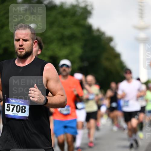 29.06.2025 - hella hamburg halbmarathon Dr. Thomas Lammeyer http://msf.ph/oto/8510587 29.06.2025 09:59:47 Kennedybrücke 1061, 1143, 1151, 1216, 1257, 1267, 1452, 1507, 1592, 1689, 1976, 2250, 2260, 2504, 2818, 2884, 3060, 3399, 3543, 3654, 3945, 4033, 4127, 4346, 4557, 4938, 5116, 5607, 5708, 6115, 6134, 6168, 6481, 6994, 7100, 7224, 7269, 7332, 7657, 8273, 8390, 8668, 8821, 8989, 9074, 9491, 9551, 9934, 10408, 10596, 10603, 10811, 10895, 11009 meine-sportfotos.de