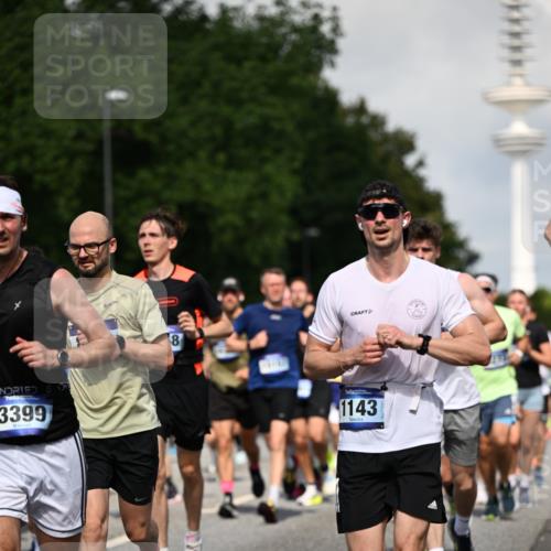 29.06.2025 - hella hamburg halbmarathon Dr. Thomas Lammeyer http://msf.ph/oto/8510624 29.06.2025 09:59:50 Kennedybrücke 1061, 1120, 1143, 1216, 1257, 1267, 1452, 1507, 1592, 1976, 2250, 2260, 2504, 2818, 2884, 2953, 3060, 3399, 3543, 3945, 4033, 4127, 4346, 4557, 4938, 5116, 5607, 5708, 6115, 6134, 6168, 6481, 6994, 7100, 7224, 7332, 7943, 8273, 8390, 8668, 8821, 8989, 9074, 9551, 9934, 10408, 10596, 10603, 10811, 10895, 11009 meine-sportfotos.de