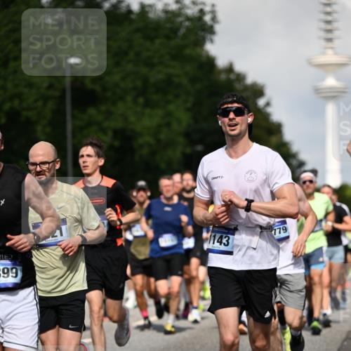 29.06.2025 - hella hamburg halbmarathon Dr. Thomas Lammeyer http://msf.ph/oto/8510626 29.06.2025 09:59:50 Kennedybrücke 1061, 1120, 1143, 1216, 1257, 1267, 1452, 1507, 1592, 1976, 2250, 2260, 2504, 2818, 2884, 2953, 3060, 3399, 3543, 3945, 4033, 4127, 4346, 4557, 4938, 5116, 5607, 5708, 6115, 6134, 6168, 6481, 6994, 7100, 7224, 7332, 7943, 8273, 8390, 8668, 8821, 8989, 9074, 9551, 9934, 10408, 10596, 10603, 10811, 10895, 11009 meine-sportfotos.de