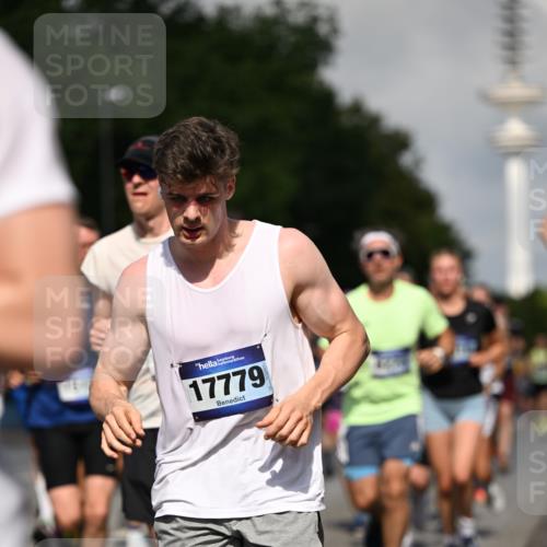 29.06.2025 - hella hamburg halbmarathon Dr. Thomas Lammeyer http://msf.ph/oto/8510655 29.06.2025 09:59:52 Kennedybrücke 1061, 1120, 1143, 1257, 1267, 1452, 1507, 1592, 1976, 2250, 2260, 2504, 2818, 2884, 2953, 3060, 3399, 3543, 3945, 4346, 4557, 4938, 5116, 5607, 5708, 6115, 6134, 6168, 6481, 6994, 7100, 7224, 7583, 7943, 8273, 8390, 8668, 8821, 8989, 9074, 10408, 10596, 10603, 10811, 10895, 11009 meine-sportfotos.de