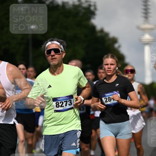 29.06.2025 - hella hamburg halbmarathon Dr. Thomas Lammeyer http://msf.ph/oto/8510680 29.06.2025 09:59:54 Kennedybrücke 1061, 1120, 1143, 1257, 1267, 1452, 1502, 1507, 1592, 1976, 2250, 2260, 2504, 2818, 2884, 2953, 3060, 3399, 3543, 4346, 4557, 5116, 5600, 5607, 5708, 6115, 6134, 6168, 6994, 7100, 7178, 7224, 7583, 7943, 8273, 8390, 8668, 8821, 8989, 9074, 10408, 10596, 10603, 10895, 11009 meine-sportfotos.de