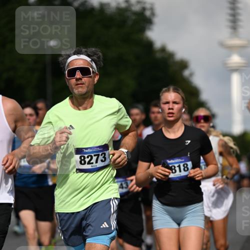 29.06.2025 - hella hamburg halbmarathon Dr. Thomas Lammeyer http://msf.ph/oto/8510682 29.06.2025 09:59:54 Kennedybrücke 1061, 1120, 1143, 1257, 1267, 1452, 1502, 1507, 1592, 1976, 2250, 2260, 2504, 2818, 2884, 2953, 3060, 3399, 3543, 4346, 4557, 5116, 5600, 5607, 5708, 6115, 6134, 6168, 6994, 7100, 7178, 7224, 7583, 7943, 8273, 8390, 8668, 8821, 8989, 9074, 10408, 10596, 10603, 10895, 11009 meine-sportfotos.de