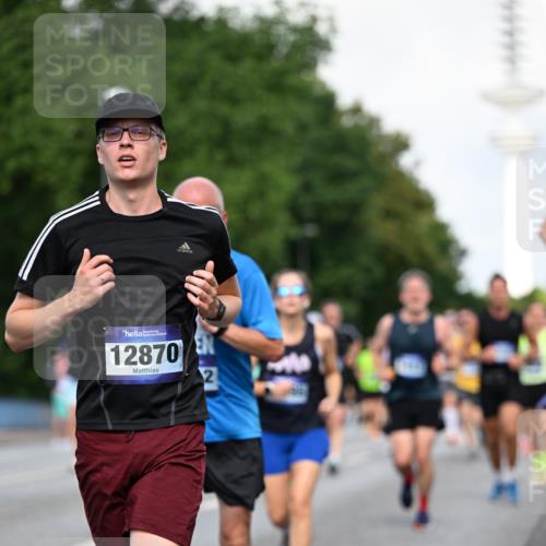 29.06.2025 - hella hamburg halbmarathon Dr. Thomas Lammeyer http://msf.ph/oto/8510747 29.06.2025 09:59:59 Kennedybrücke 1061, 1120, 1143, 1257, 1267, 1452, 1499, 1502, 1507, 1592, 1976, 2250, 2260, 2504, 2818, 2884, 2953, 3060, 3399, 3543, 4077, 4346, 4557, 5116, 5600, 5607, 5708, 5978, 6115, 6134, 6168, 7178, 7583, 7943, 8273, 8390, 8668, 8821, 8989, 9074, 9793, 10408, 10596, 10603, 10891, 10895, 11009 meine-sportfotos.de