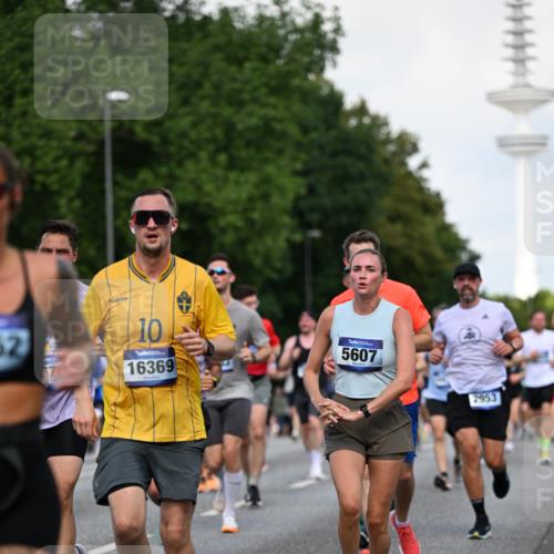 29.06.2025 - hella hamburg halbmarathon Dr. Thomas Lammeyer http://msf.ph/oto/8510813 29.06.2025 10:00:06 Kennedybrücke 1061, 1120, 1267, 1452, 1499, 1502, 1592, 1976, 2504, 2818, 2953, 3256, 3543, 4077, 4711, 5482, 5600, 5607, 5978, 6115, 6511, 6512, 7178, 7583, 7943, 8273, 8335, 8989, 9638, 9695, 9793, 10408, 10891, 10895, 11124, 11231 meine-sportfotos.de
