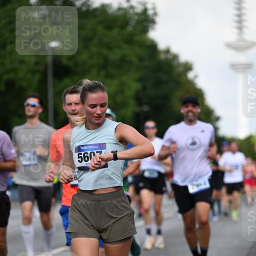 29.06.2025 - hella hamburg halbmarathon Dr. Thomas Lammeyer http://msf.ph/oto/8510836 29.06.2025 10:00:08 Kennedybrücke 1061, 1120, 1452, 1499, 1502, 1592, 1976, 2953, 3256, 4077, 4404, 4711, 5482, 5600, 5607, 5978, 6511, 6512, 7178, 7583, 7943, 8335, 8921, 8989, 9597, 9638, 9695, 9793, 10408, 10891, 10895, 11124, 11231 meine-sportfotos.de
