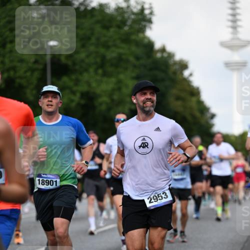 29.06.2025 - hella hamburg halbmarathon Dr. Thomas Lammeyer http://msf.ph/oto/8510848 29.06.2025 10:00:08 Kennedybrücke 1061, 1120, 1452, 1499, 1502, 1592, 1976, 2953, 3256, 4077, 4404, 4711, 5482, 5600, 5607, 5978, 6511, 6512, 7178, 7583, 7943, 8335, 8921, 8989, 9597, 9638, 9695, 9793, 10408, 10891, 10895, 11124, 11231 meine-sportfotos.de