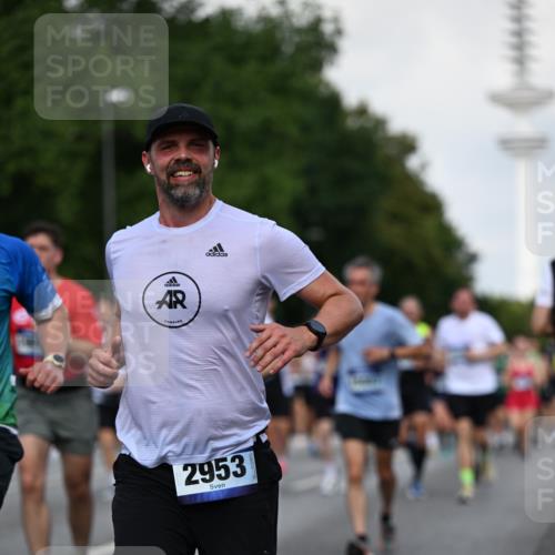 29.06.2025 - hella hamburg halbmarathon Dr. Thomas Lammeyer http://msf.ph/oto/8510858 29.06.2025 10:00:09 Kennedybrücke 1061, 1120, 1452, 1499, 1502, 1592, 1628, 1976, 2083, 2953, 3256, 4077, 4404, 4711, 5482, 5600, 5607, 5978, 6511, 6512, 7178, 7583, 7943, 8335, 8921, 8989, 9597, 9638, 9695, 9793, 10408, 10891, 10895, 11124, 11231 meine-sportfotos.de