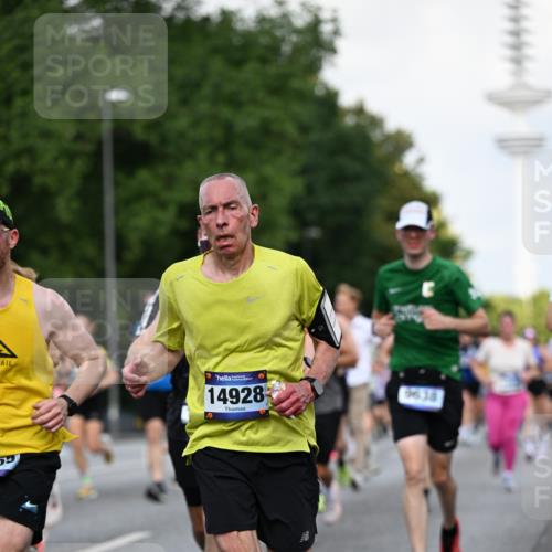 29.06.2025 - hella hamburg halbmarathon Dr. Thomas Lammeyer http://msf.ph/oto/8511017 29.06.2025 10:00:22 Kennedybrücke 1460, 1499, 1502, 1628, 1877, 2013, 2082, 2083, 2208, 2771, 2996, 3256, 3310, 3426, 4065, 4077, 4377, 4404, 4635, 4711, 4967, 5482, 5600, 5978, 6286, 6309, 6377, 6511, 6512, 6561, 6562, 7178, 7383, 7475, 8261, 8335, 8361, 8514, 8572, 8921, 8996, 9082, 9497, 9537, 9597, 9638, 9695, 9793, 10371, 10508, 10891, 11018, 11124, 11231 meine-sportfotos.de