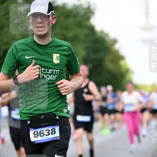 29.06.2025 - hella hamburg halbmarathon Dr. Thomas Lammeyer http://msf.ph/oto/8511053 29.06.2025 10:00:24 Kennedybrücke 1460, 1496, 1499, 1628, 1877, 2013, 2082, 2083, 2208, 2771, 2996, 3256, 3310, 3426, 4065, 4077, 4377, 4404, 4635, 4711, 4833, 4967, 5482, 5600, 5978, 6286, 6309, 6377, 6511, 6512, 6561, 6562, 7178, 7383, 7475, 8261, 8335, 8361, 8514, 8572, 8587, 8921, 8996, 9082, 9497, 9537, 9597, 9638, 9695, 9793, 10371, 10508, 10891, 11018, 11124, 11231 meine-sportfotos.de