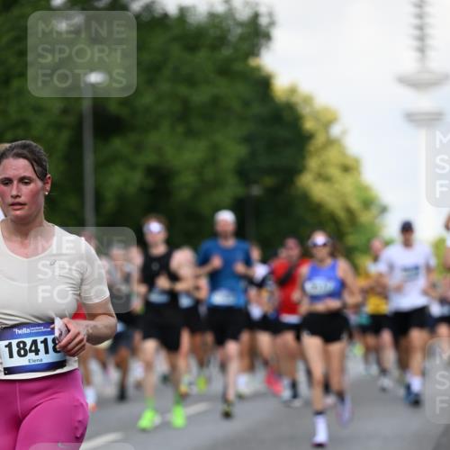 29.06.2025 - hella hamburg halbmarathon Dr. Thomas Lammeyer http://msf.ph/oto/8511104 29.06.2025 10:00:28 Kennedybrücke 1460, 1496, 1537, 1628, 1877, 2013, 2082, 2083, 2208, 2340, 2771, 2996, 3256, 3310, 3426, 4065, 4077, 4377, 4404, 4635, 4711, 4833, 4967, 5169, 5482, 5978, 6286, 6309, 6377, 6511, 6512, 6561, 6562, 7383, 7475, 8261, 8335, 8361, 8514, 8572, 8587, 8921, 8996, 9082, 9497, 9537, 9597, 9638, 9695, 9752, 9820, 10371, 10508, 11018, 11124, 11231 meine-sportfotos.de