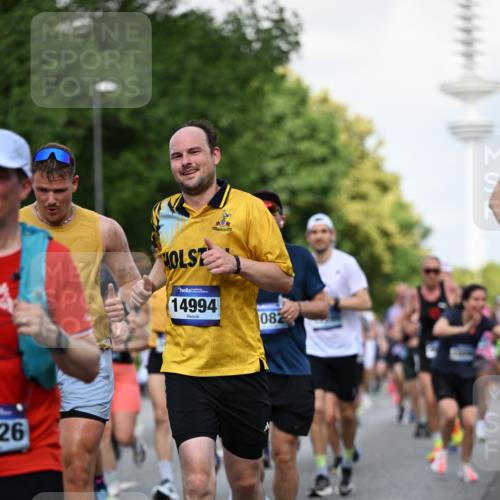 29.06.2025 - hella hamburg halbmarathon Dr. Thomas Lammeyer http://msf.ph/oto/8511191 29.06.2025 10:00:34 Kennedybrücke 1460, 1496, 1537, 1628, 1877, 2013, 2082, 2083, 2208, 2340, 2378, 2396, 2771, 2839, 2869, 2878, 2996, 3310, 3426, 3575, 4065, 4377, 4404, 4635, 4833, 4967, 5169, 5194, 5482, 5839, 6286, 6309, 6377, 6561, 6562, 7383, 7475, 8112, 8261, 8313, 8335, 8361, 8514, 8572, 8587, 8618, 8661, 8710, 8863, 8921, 8996, 9082, 9497, 9537, 9597, 9638, 9752, 9820, 9876, 10189, 10371, 10508, 10859, 11018, 11231, 11429 meine-sportfotos.de