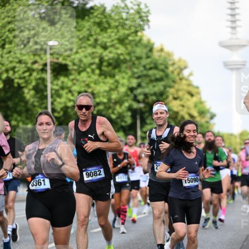 29.06.2025 - hella hamburg halbmarathon Dr. Thomas Lammeyer http://msf.ph/oto/8511239 29.06.2025 10:00:38 Kennedybrücke 1381, 1460, 1496, 1537, 1628, 1833, 1877, 2013, 2074, 2082, 2083, 2208, 2340, 2378, 2396, 2771, 2839, 2869, 2878, 2996, 3310, 3426, 3575, 4065, 4377, 4635, 4833, 4967, 5169, 5194, 5839, 6286, 6309, 6377, 6561, 6562, 7383, 7475, 8112, 8261, 8313, 8361, 8514, 8572, 8587, 8618, 8661, 8710, 8863, 8921, 8996, 9082, 9497, 9537, 9597, 9752, 9820, 9876, 10189, 10371, 10508, 10859, 11018, 11429 meine-sportfotos.de