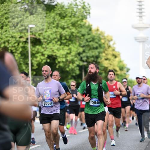 29.06.2025 - hella hamburg halbmarathon Dr. Thomas Lammeyer http://msf.ph/oto/8511283 29.06.2025 10:00:41 Kennedybrücke 1381, 1460, 1496, 1537, 1833, 1877, 2013, 2074, 2082, 2111, 2208, 2340, 2378, 2396, 2771, 2839, 2869, 2878, 2996, 3310, 3426, 3575, 3652, 4065, 4635, 4833, 4897, 4967, 5169, 5194, 5839, 6286, 6309, 6377, 6561, 6562, 7383, 7475, 8112, 8261, 8313, 8361, 8514, 8572, 8587, 8618, 8661, 8710, 8863, 8996, 9082, 9497, 9537, 9752, 9820, 9876, 9985, 10189, 10371, 10508, 10859, 11018, 11429 meine-sportfotos.de