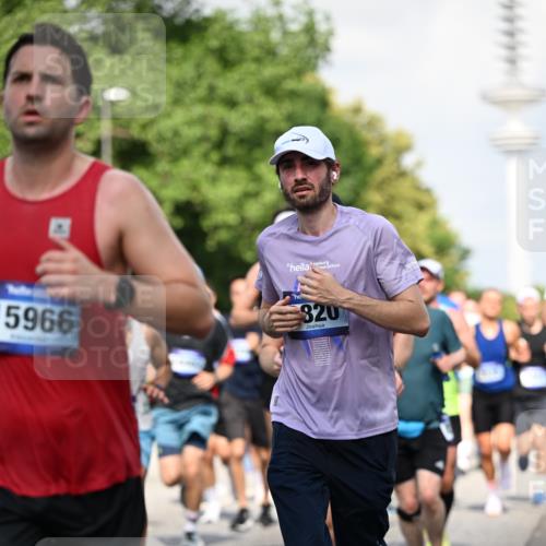 29.06.2025 - hella hamburg halbmarathon Dr. Thomas Lammeyer http://msf.ph/oto/8511393 29.06.2025 10:00:45 Kennedybrücke 1381, 1460, 1496, 1537, 1833, 2013, 2074, 2082, 2111, 2208, 2340, 2378, 2396, 2771, 2839, 2869, 2878, 2996, 3310, 3426, 3575, 3652, 3791, 4635, 4770, 4833, 4897, 4967, 5169, 5194, 5839, 6309, 6377, 6561, 6562, 7383, 7475, 8112, 8313, 8361, 8514, 8572, 8587, 8618, 8651, 8661, 8710, 8813, 8863, 8930, 8996, 9082, 9497, 9752, 9820, 9876, 9985, 10189, 10371, 10508, 10859, 11018, 11184, 11429 meine-sportfotos.de