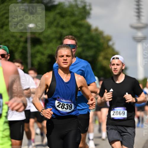 29.06.2025 - hella hamburg halbmarathon Dr. Thomas Lammeyer http://msf.ph/oto/8511483 29.06.2025 10:00:49 Kennedybrücke 1381, 1496, 1537, 1833, 2074, 2111, 2208, 2340, 2378, 2396, 2771, 2839, 2869, 2878, 3310, 3575, 3652, 3791, 4726, 4770, 4833, 4897, 5169, 5194, 5319, 5839, 6377, 6631, 7177, 8112, 8313, 8361, 8514, 8572, 8587, 8618, 8651, 8661, 8710, 8813, 8863, 8930, 8968, 8996, 9082, 9246, 9752, 9820, 9876, 9985, 10040, 10189, 10371, 10859, 11184, 11429 meine-sportfotos.de