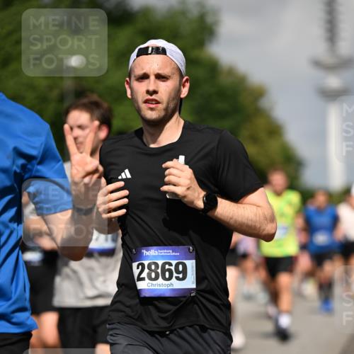 29.06.2025 - hella hamburg halbmarathon Dr. Thomas Lammeyer http://msf.ph/oto/8511517 29.06.2025 10:00:50 Kennedybrücke 1381, 1496, 1537, 1833, 2074, 2111, 2208, 2340, 2378, 2396, 2771, 2814, 2839, 2869, 2878, 3310, 3575, 3652, 3791, 4726, 4770, 4833, 4897, 5013, 5169, 5194, 5319, 5839, 6631, 7177, 8112, 8313, 8361, 8514, 8587, 8618, 8651, 8661, 8710, 8813, 8863, 8930, 8968, 8996, 9246, 9752, 9820, 9876, 9985, 10040, 10189, 10371, 10859, 11184, 11339, 11429 meine-sportfotos.de