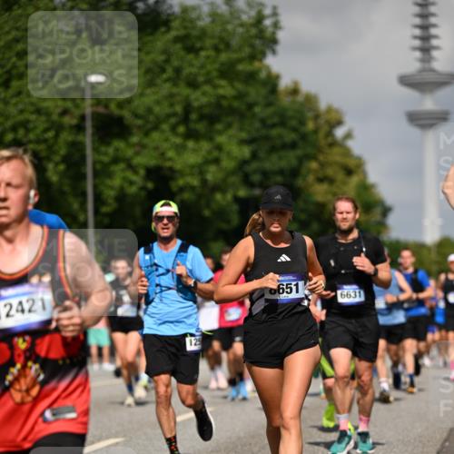 29.06.2025 - hella hamburg halbmarathon Dr. Thomas Lammeyer http://msf.ph/oto/8511803 29.06.2025 10:01:02 Kennedybrücke 1086, 1327, 1381, 1442, 1833, 2074, 2111, 2119, 2396, 2595, 2814, 2869, 3103, 3575, 3652, 3791, 4261, 4299, 4558, 4726, 4770, 4897, 5013, 5018, 5024, 5319, 5744, 6033, 6125, 6631, 6762, 6795, 7177, 7259, 7918, 8112, 8447, 8651, 8661, 8710, 8813, 8930, 8968, 9060, 9246, 9316, 9876, 9985, 10040, 10189, 10549, 10667, 10896, 11184, 11339 meine-sportfotos.de