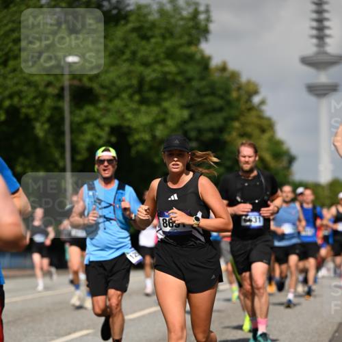 29.06.2025 - hella hamburg halbmarathon Dr. Thomas Lammeyer http://msf.ph/oto/8511813 29.06.2025 10:01:03 Kennedybrücke 1086, 1327, 1381, 1442, 1833, 2074, 2111, 2119, 2396, 2595, 2814, 2855, 3103, 3575, 3652, 3791, 4261, 4299, 4558, 4726, 4770, 4897, 5013, 5018, 5024, 5319, 5744, 6033, 6125, 6631, 6762, 6795, 7177, 7259, 7918, 8447, 8651, 8813, 8930, 8968, 9060, 9246, 9316, 9876, 9985, 10040, 10133, 10191, 10192, 10549, 10667, 10896, 11184, 11339 meine-sportfotos.de