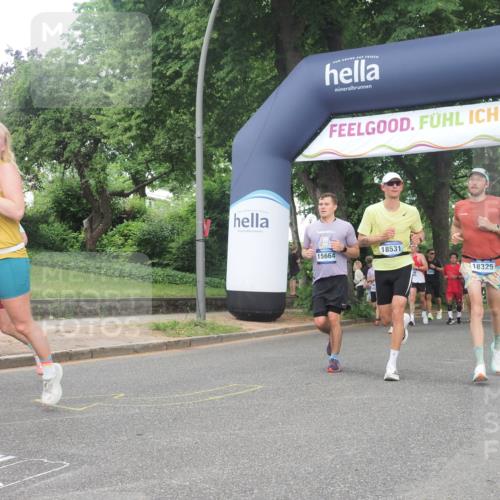 29.06.2025 - hella hamburg halbmarathon KatJ http://msf.ph/oto/8511927 29.06.2025 10:44:28 Zwischen KM18-KM19 1387, 2652, 2656, 3575, 4632, 5391, 6892, 7159 meine-sportfotos.de