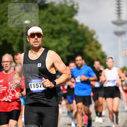 29.06.2025 - hella hamburg halbmarathon Dr. Thomas Lammeyer http://msf.ph/oto/8512058 29.06.2025 10:01:11 Kennedybrücke 1030, 1086, 1327, 1442, 2025, 2119, 2138, 2595, 2814, 2855, 3093, 3103, 3791, 4261, 4299, 4558, 4726, 4770, 5013, 5018, 5021, 5024, 5319, 5744, 5820, 6033, 6125, 6631, 6720, 6762, 6795, 6942, 7177, 7221, 7259, 7397, 7918, 7930, 7932, 8413, 8447, 8651, 8813, 8930, 8968, 9060, 9246, 9316, 9739, 9791, 9994, 10040, 10133, 10191, 10192, 10215, 10549, 10667, 10896, 11143, 11184, 11339, 11430 meine-sportfotos.de