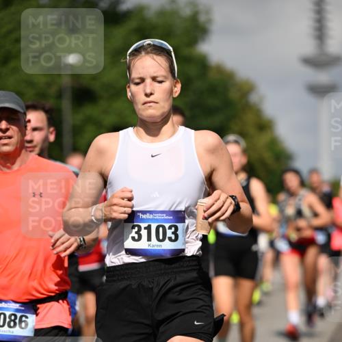 29.06.2025 - hella hamburg halbmarathon Dr. Thomas Lammeyer http://msf.ph/oto/8512166 29.06.2025 10:01:14 Kennedybrücke 1030, 1086, 1094, 1327, 1442, 2025, 2119, 2138, 2444, 2595, 2814, 2855, 3093, 3096, 3103, 3698, 4261, 4299, 4558, 4726, 5013, 5018, 5021, 5024, 5319, 5744, 5820, 5907, 6033, 6125, 6631, 6720, 6762, 6795, 6942, 7177, 7221, 7259, 7397, 7918, 7930, 7932, 8172, 8413, 8447, 8651, 8930, 8968, 9060, 9246, 9316, 9739, 9791, 9994, 10040, 10133, 10191, 10192, 10215, 10368, 10376, 10549, 10667, 10896, 11143, 11184, 11339, 11430 meine-sportfotos.de