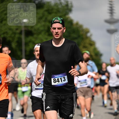 29.06.2025 - hella hamburg halbmarathon Dr. Thomas Lammeyer http://msf.ph/oto/8512662 29.06.2025 10:01:27 Kennedybrücke 1030, 1094, 1193, 1320, 1321, 1327, 1422, 1442, 2025, 2119, 2138, 2252, 2444, 2855, 2946, 3048, 3058, 3093, 3096, 3698, 3999, 4261, 4379, 5021, 5024, 5032, 5633, 5744, 5820, 5907, 6374, 6569, 6720, 6762, 6776, 6795, 6942, 7134, 7221, 7259, 7397, 7478, 7742, 7930, 7932, 7952, 7973, 8172, 8413, 8447, 8973, 9214, 9227, 9316, 9739, 9791, 9994, 10133, 10191, 10192, 10215, 10368, 10376, 10860, 11143, 11430 meine-sportfotos.de