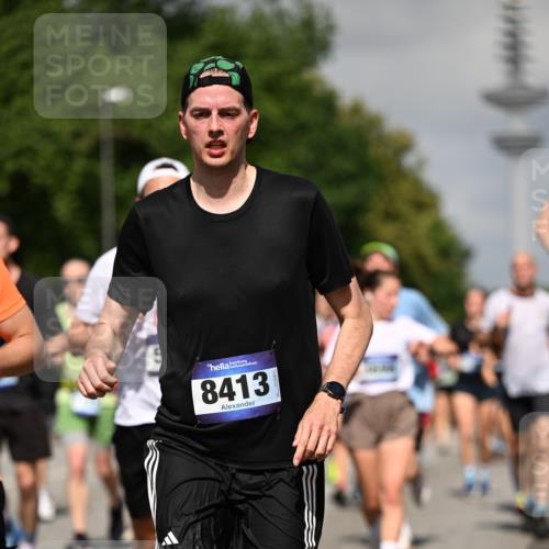 29.06.2025 - hella hamburg halbmarathon Dr. Thomas Lammeyer http://msf.ph/oto/8512674 29.06.2025 10:01:28 Kennedybrücke 1030, 1094, 1193, 1320, 1321, 1327, 1422, 1442, 2025, 2119, 2138, 2252, 2444, 2855, 2946, 3048, 3058, 3093, 3096, 3698, 3999, 4261, 4379, 5021, 5024, 5032, 5633, 5744, 5820, 5907, 6374, 6569, 6628, 6720, 6762, 6776, 6795, 6942, 7134, 7221, 7259, 7397, 7478, 7742, 7930, 7932, 7952, 7973, 8172, 8413, 8447, 8973, 9214, 9227, 9739, 9791, 9994, 10133, 10191, 10192, 10215, 10368, 10376, 10860, 11143, 11430 meine-sportfotos.de