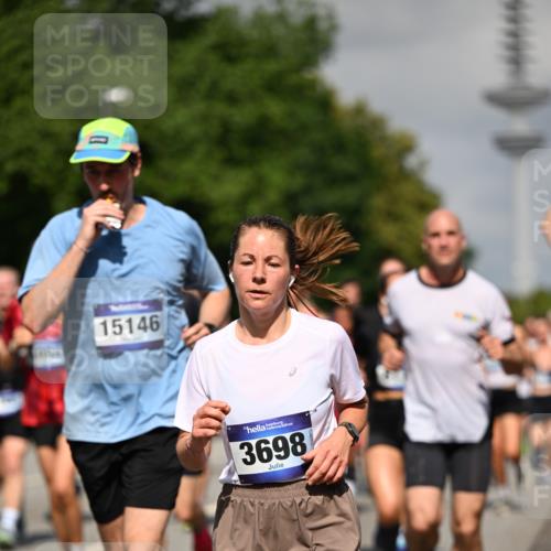 29.06.2025 - hella hamburg halbmarathon Dr. Thomas Lammeyer http://msf.ph/oto/8512739 29.06.2025 10:01:30 Kennedybrücke 1030, 1094, 1193, 1320, 1321, 1327, 1422, 2025, 2119, 2138, 2252, 2444, 2855, 2946, 3048, 3058, 3093, 3096, 3698, 3999, 4261, 4379, 5021, 5032, 5633, 5820, 5907, 6374, 6569, 6628, 6720, 6776, 6942, 7134, 7221, 7259, 7397, 7478, 7742, 7930, 7932, 7952, 7973, 8172, 8176, 8413, 8973, 9214, 9227, 9739, 9791, 9994, 10133, 10191, 10192, 10215, 10368, 10376, 10860, 11143, 11430 meine-sportfotos.de