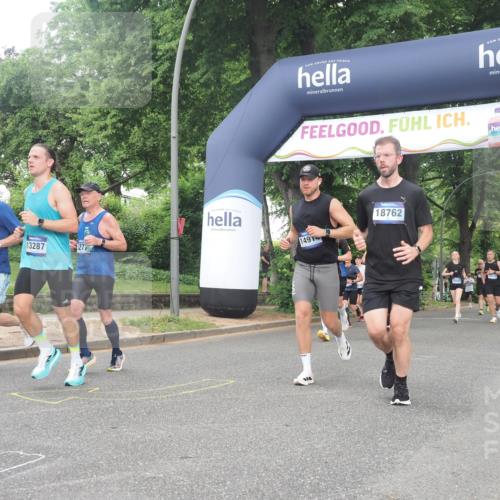29.06.2025 - hella hamburg halbmarathon KatJ http://msf.ph/oto/8512763 29.06.2025 10:44:59 Zwischen KM18-KM19 1595, 2282, 2907, 3251, 4088, 5277, 5341, 6104, 6281, 6302 meine-sportfotos.de