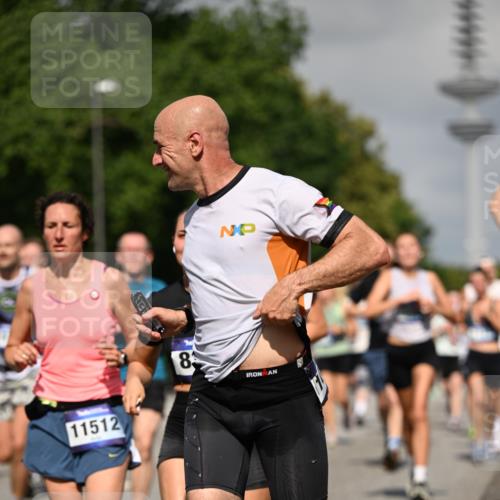 29.06.2025 - hella hamburg halbmarathon Dr. Thomas Lammeyer http://msf.ph/oto/8512794 29.06.2025 10:01:32 Kennedybrücke 1030, 1094, 1193, 1320, 1321, 1335, 1422, 1870, 2025, 2138, 2252, 2397, 2444, 2855, 2946, 3048, 3058, 3093, 3096, 3698, 3999, 4379, 5021, 5032, 5633, 5820, 5907, 6374, 6569, 6628, 6720, 6776, 6942, 7134, 7221, 7259, 7397, 7478, 7594, 7742, 7930, 7932, 7952, 7973, 8172, 8176, 8413, 8689, 8973, 9214, 9227, 9739, 9791, 9994, 10133, 10191, 10192, 10215, 10368, 10376, 10860, 11143, 11430 meine-sportfotos.de