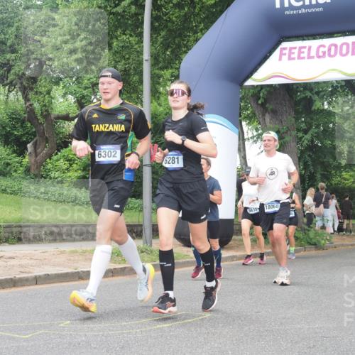 29.06.2025 - hella hamburg halbmarathon KatJ http://msf.ph/oto/8512813 29.06.2025 10:45:01 Zwischen KM18-KM19 1595, 2907, 3251, 4088, 5277, 5341, 6104, 6281, 6302 meine-sportfotos.de